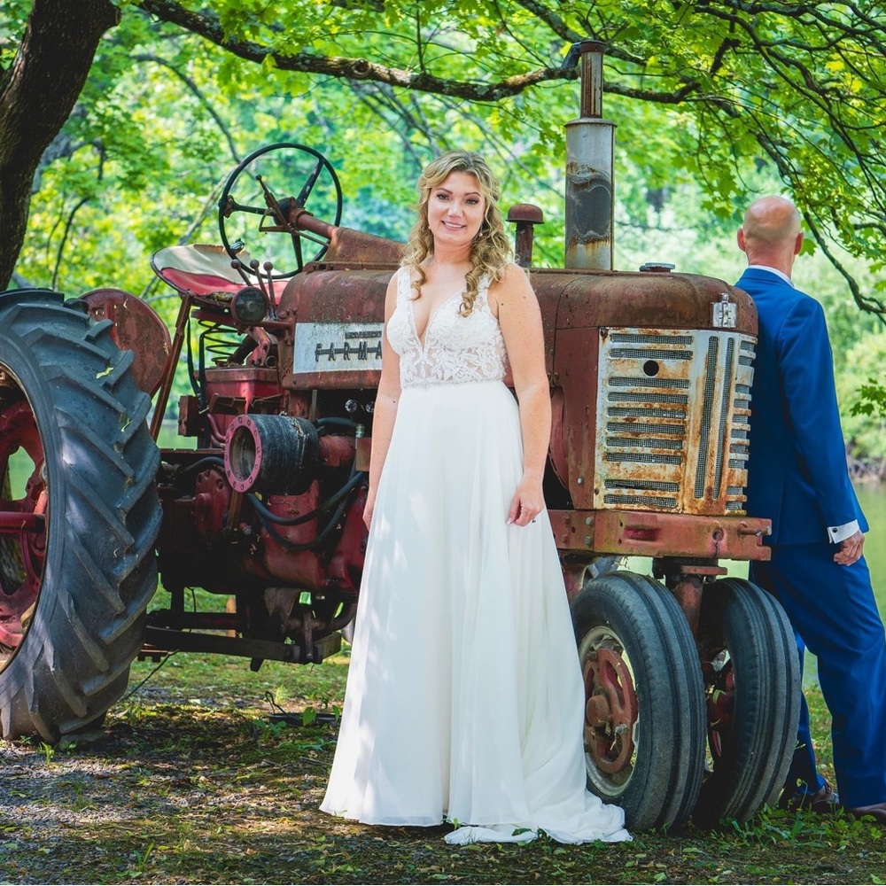 Galena wedding gown